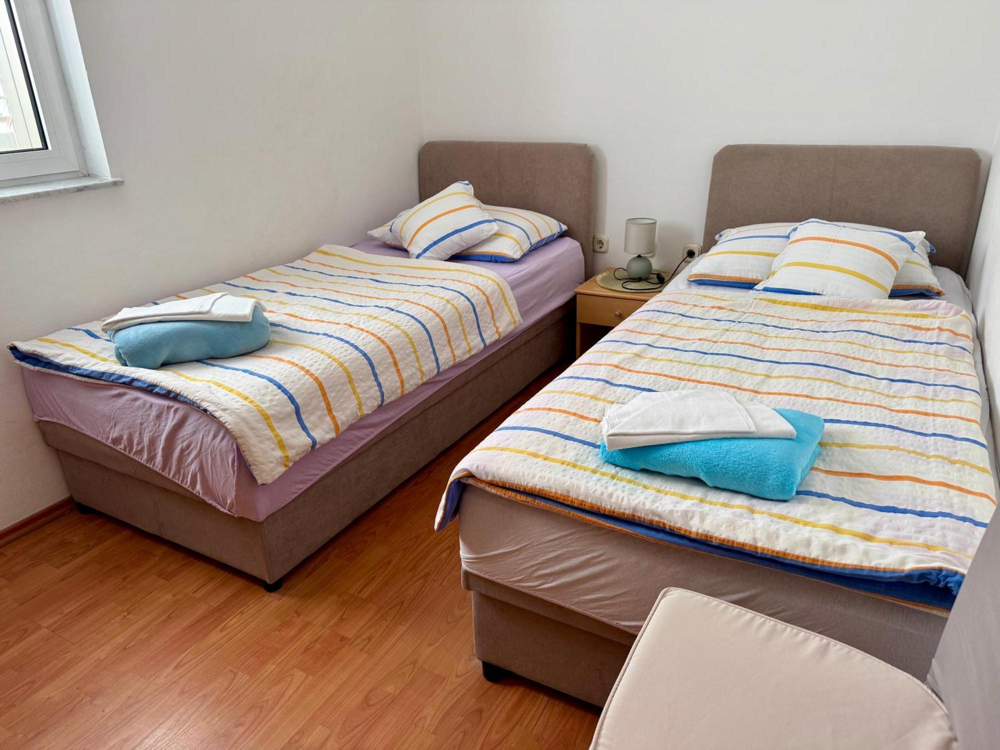 Apartments Maricic Banjol Dış mekan fotoğraf
